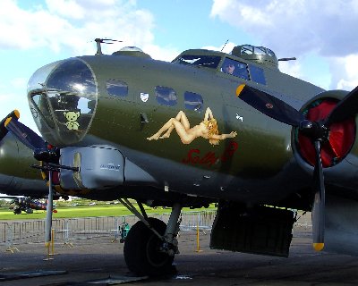 B-17G-105 Flying Fortress 44-85784.jpg